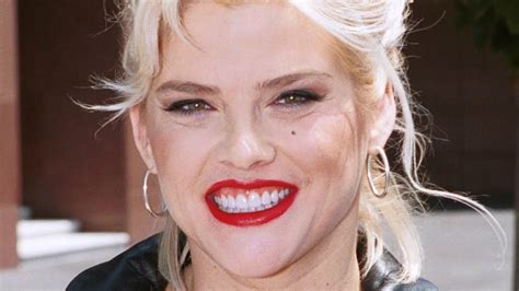 Anna nicole smith was born vicki lynn hogan and grew up in the small town as their daughter has gotten older, birkhead, a photographer, said he has tried to explain what happened to her mother. What Anna Nicole Smith's Daughter Is Doing Now - YouTube