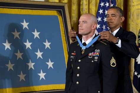 army sgt receives highest military honor photo 1 pictures cbs news