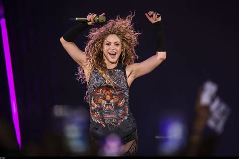 Shakira Facing Call For 8 Year Jail Term By Spain Prosecutor