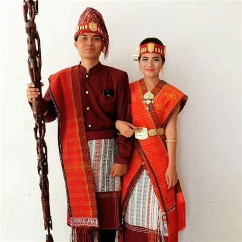 Pakaian Adat Sumatera Utara Punya Ciri Khas Unik Mode Pakaian