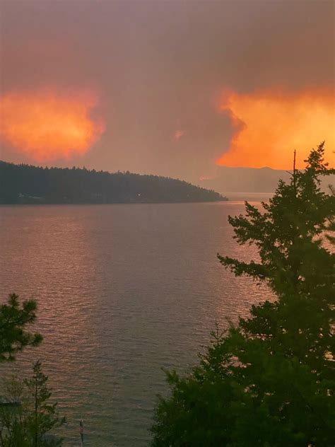 Elmo Fire In Montana Forces Evacuations After Fast Moving Flames Grow