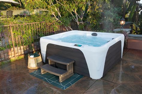Hot Tub Placement Rules [2022] Tips From Professionals