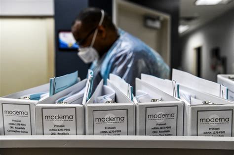 Moderna is committed to safety and ensuring that people have accurate information about the investigational moderna covid‑19 vaccine, including how it is accessed and administered. Agencia de medicamentos suiza examina la vacuna experimental de Moderna - La Nación