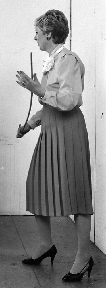 Granny Voyeur Pantyhose Stockings Vintage 25 Pics Xhamster