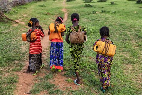 Pior Seca Das últimas Quatro Décadas Na Etiópia Leva Ao Aumento Do Casamento De Crianças Alerta