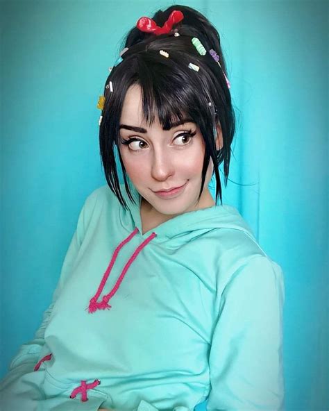 pin by ssarrows on mia in 2022 disney cosplay cosplay disney