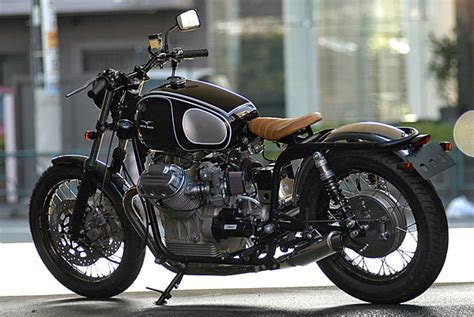 Moto Guzzi V7 Custom Bike Exif