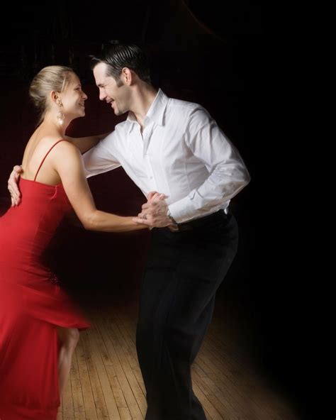 Learn To Ballroom Dance Ballroom Dance Lessons Dance Lessons Dance