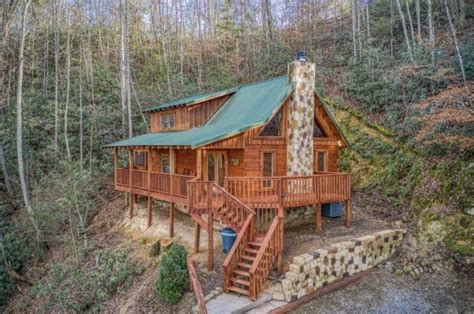 7 Romantic Cabins Perfect For Couples In Pigeon Forge