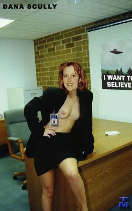 Post 1969492 Danascully Fakes Gilliananderson Tm X Files