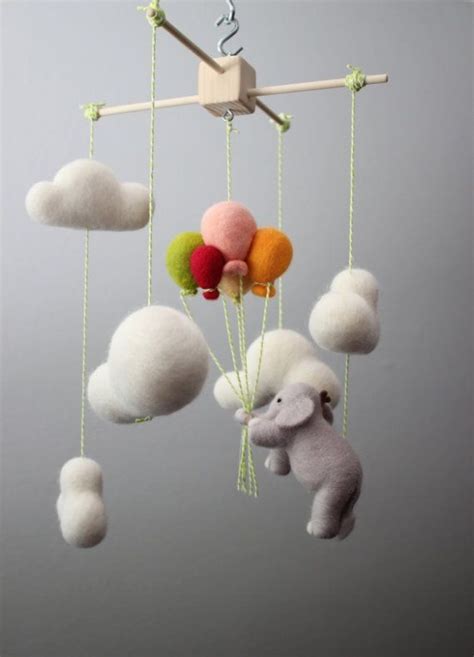 35 Incredibly Cute And Dreamy Nursery Mobiles Digsdigs