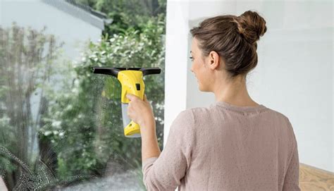 The 9 Best Window Cleaning Tools