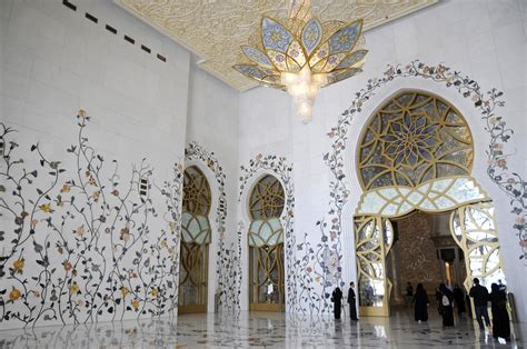 Entrance Sheikh Zayed Grand Mosque 1 Abu Dhabi Pictures United