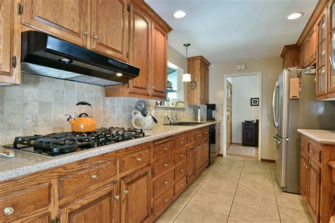 Molina kitchen cabinets can design and create your dream kitchen, incorporating all the latest trends and styles while making sure the entire process is performed smoothly and completing in timely. 1325 Cresthaven Drive, Pasadena 91105 | Podley Properties | Kitchen, Kitchen cabinets, Home decor