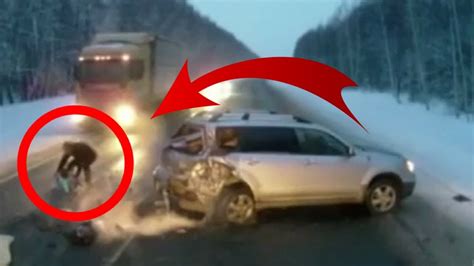 Compilation Accidents Russie Idiot Drivers 1 Youtube