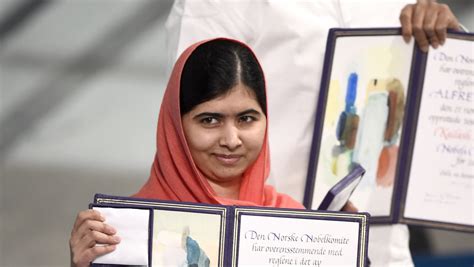 Malala Satyarthi Receive Nobel Peace Prize