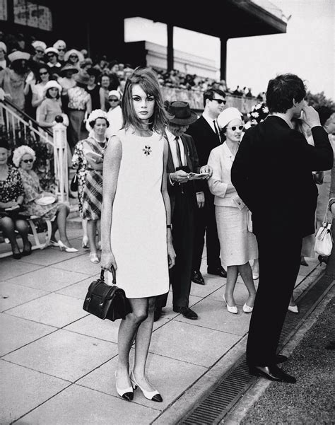 See Cool Photos Of The Real Jean Shrimpton