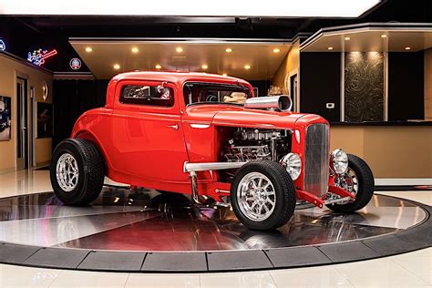 1932 Ford Hot Rod Is An Exposed Engine Treat Worth 90k Autoevolution