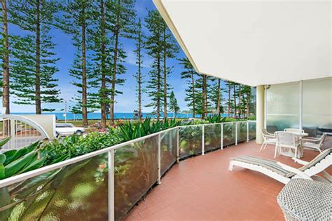 Beachfront Accommodation Manly Self Contained Apartments Opposite