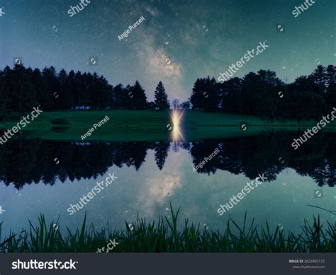Reflected Glory Milky Way Stock Photo 2023402172 Shutterstock
