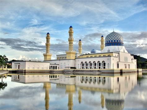 Inland revenue board malaysia (irbm) will restructure/rearrange the type of services being provided at all of its payment counter in kuala lumpur, kuching and kota kinabalu. Malaysia_Mosque_Kota_Kinabalu | Beautiful mosques, Mosque ...