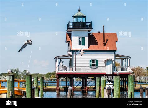 Town Of Edenton Roanoke River Lighthouse In Nc Stock Photo Alamy