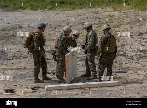 Camp Grayling Mich Us Marines With 4th Combat Engineer Battalion