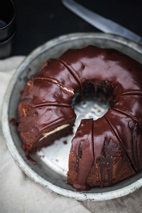 Schokoladenkuchen Mit Cheesecakef Llung Zucker Zimt Und Liebe