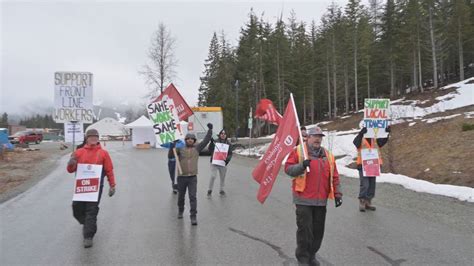 Striking Sea To Sky Transit Workers Reject Deal Recommended By