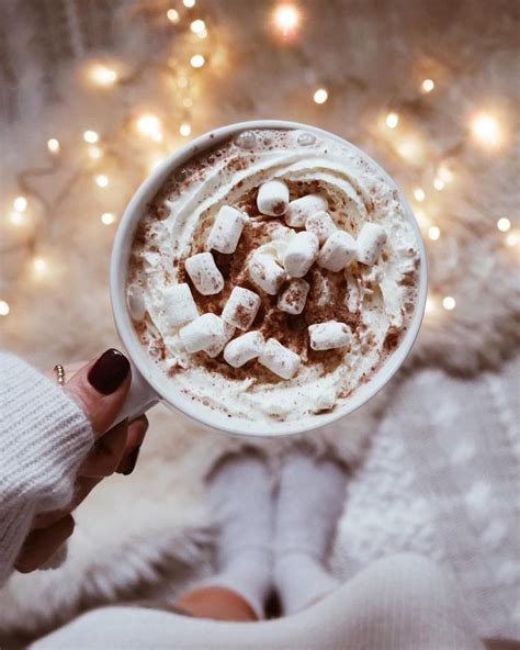 𝐋𝐀𝐔𝐑𝐄𝐍 𝐇𝐔𝐍𝐓𝐄𝐑𝐒 And 𝐇𝐄𝐄𝐋𝐒 Cosy Hot Chocolate By Huntersandheels
