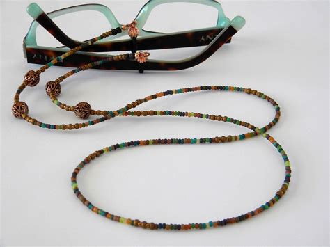 These wine glass lanyards are so fun! Beaded Glasses Chain, Eyeglass Necklace, Reading Glasses ...