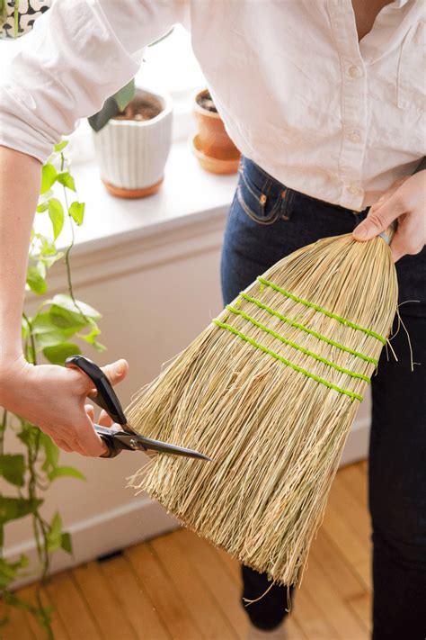 How To Trim The Bristles Of A Broom So It Works Better Apartment Therapy