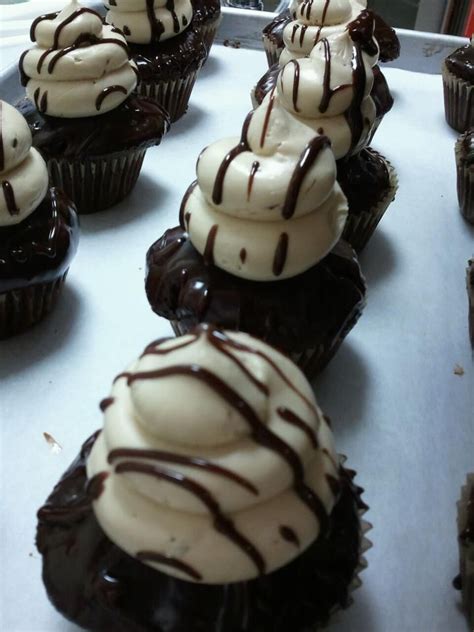 Bordering indonesia, singapore and thailand, malaysia sits in the heart of tropical southeast asia. Chocolate Covered Coffee Bean Cupcakes | Food, Mini cakes