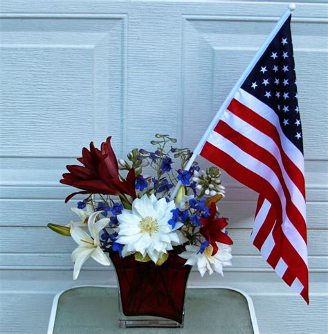 Flower Arrangements 4th Of July With Red White And Blue Sowing The
