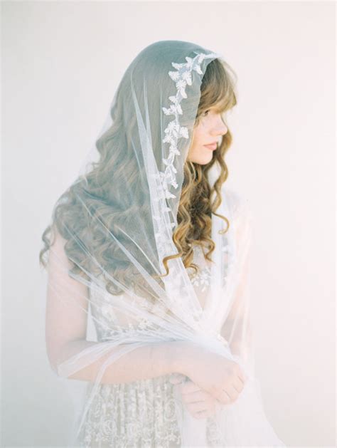 The Most Romantic Prettiest Stylish And Unique Bridal Veils You Ever