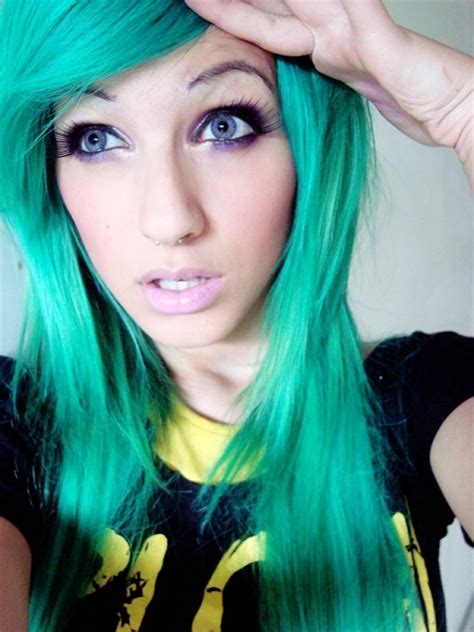:), followed by 126 people on pinterest. Get a Turquoise Hair Dye To Stand Out In The Crowd ...