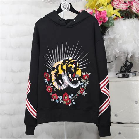 New Fashion Design Hoody Heavy Industry Embroidery Flowers Print Women