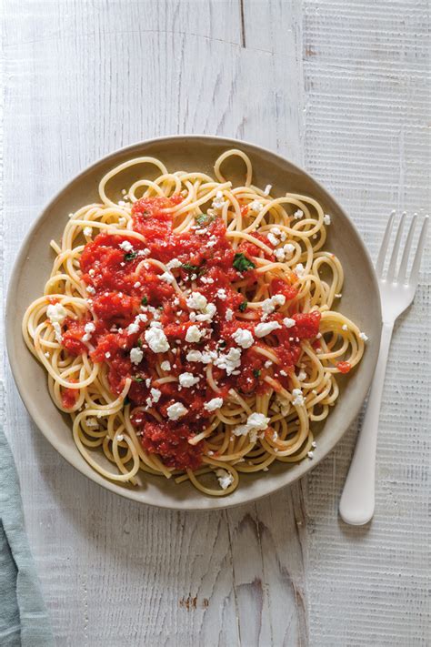Homemade spaghetti sauce is my favorite thing to make with fresh garden tomatoes. Spaghetti with Grated Tomato Sauce Recipe | Williams ...