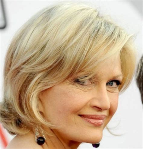 15 Stylish Short Hairstyles For Women Over 50 For A Younger Look