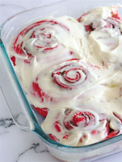 Red Velvet Cinnamon Rolls Nina Kneads To Bake