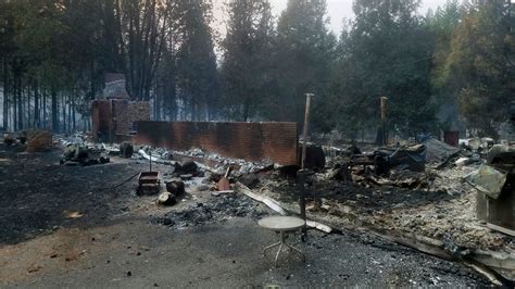 Oregon Wildfires Burn Hundreds Of Homes Kill At Least 3