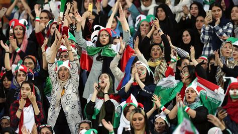 Les Femmes Au Stade En Iran Une Petite Révolution En Marche Radio