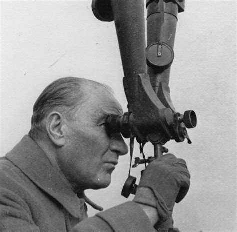 Facts and quotes by mustafa kemal ataturk, the father of all turks and founder of the turkish republic. Kemalismus: Atatürk - Erdogans großes Vor- und Feindbild ...