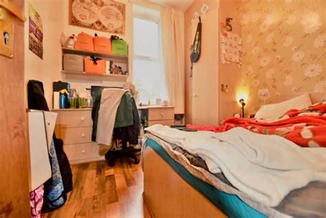 6 Bedroom Apartment For Rent Holly Bank Leeds Ls6 4dj Unihomes