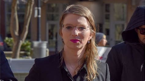 Chelsea Manning Wikileaks Source Jailed For Refusing To Testify Bbc News
