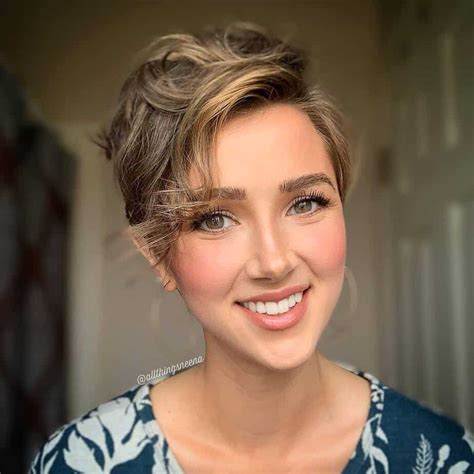 Best short haircuts in 2020. Top 15 most Beautiful and Unique womens short hairstyles ...