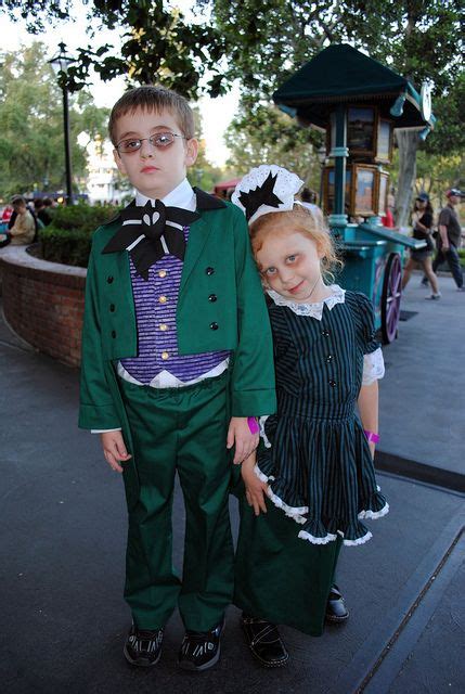 Haunted Mansion Costumes Haunted Mansion Disneyland Halloween