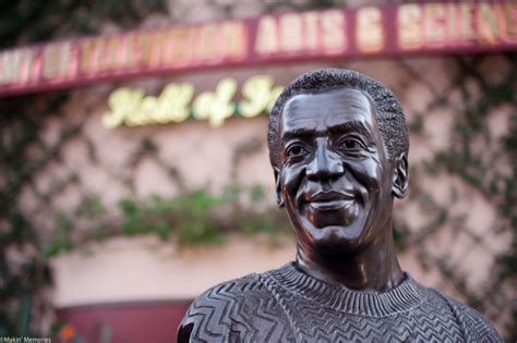 Disney World Removes Bill Cosby Statue Chicago Tribune