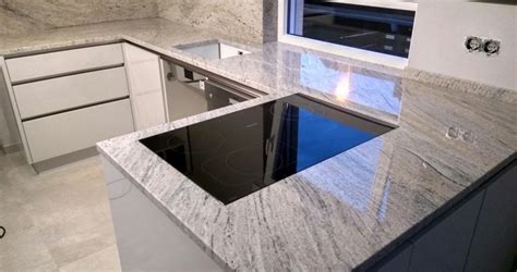 Geflammt und gebürstet schwarz granit geflammt mongolei schwarz granit. Arbeitsplatte Granit Schwarz Geflammt / Nero Assoluto In ...