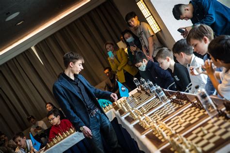International Chess Federation On Twitter Gm Daniil Dubov Received An Award For The Best